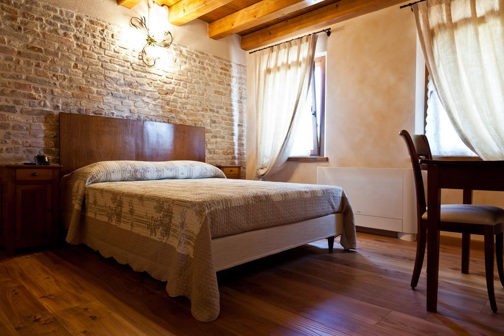 Ca' Muliner Hotel Azzano Decimo Room photo